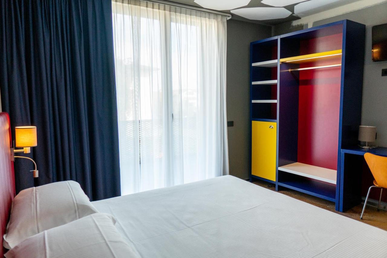 K Modern Hotel 페스키에라델가르다 외부 사진