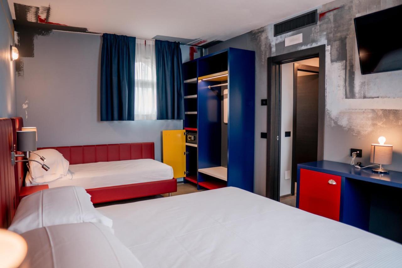 K Modern Hotel 페스키에라델가르다 외부 사진