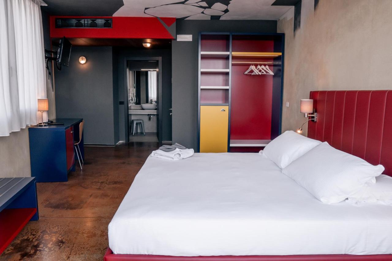 K Modern Hotel 페스키에라델가르다 외부 사진