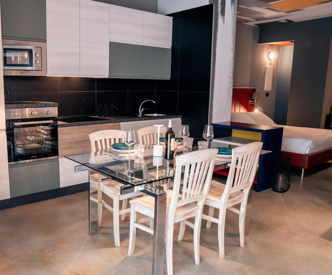 K Modern Hotel 페스키에라델가르다 외부 사진