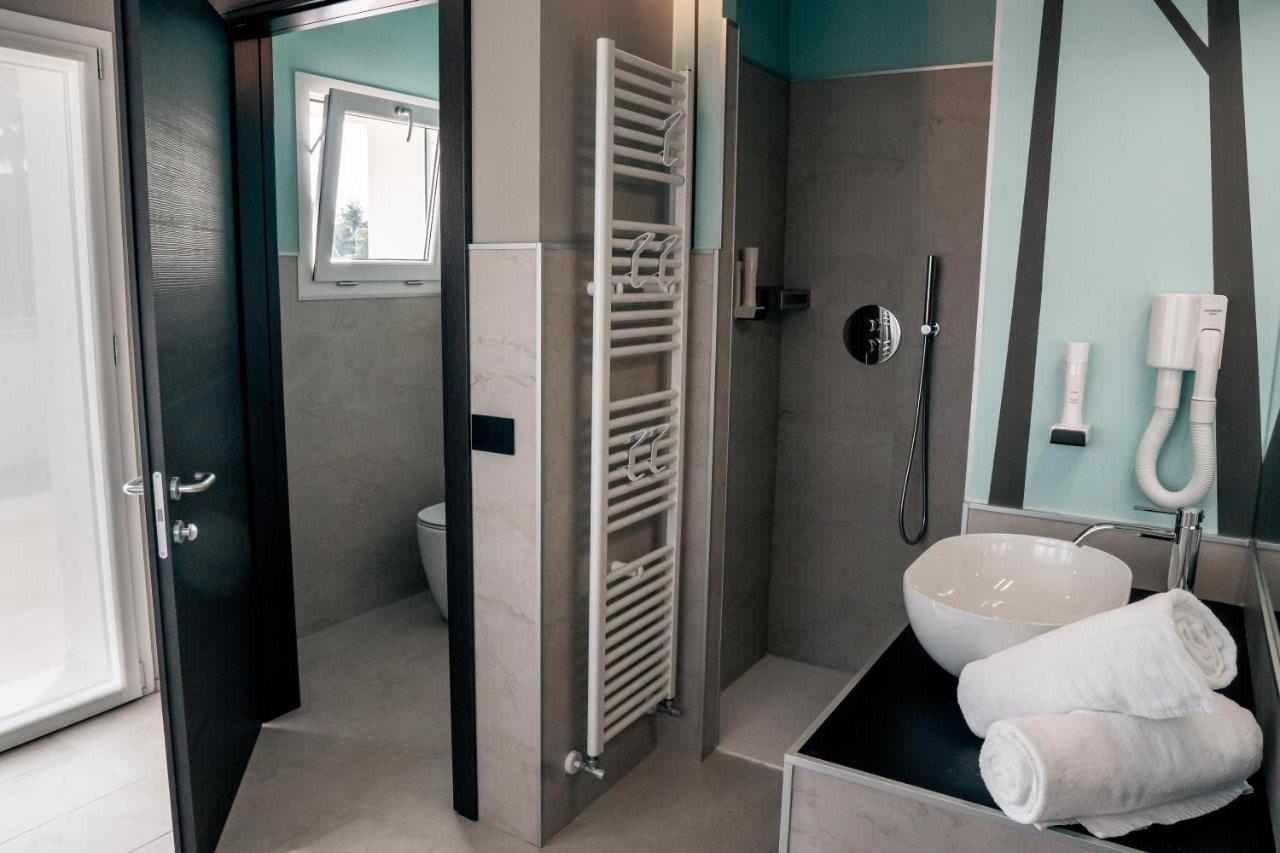 K Modern Hotel 페스키에라델가르다 외부 사진