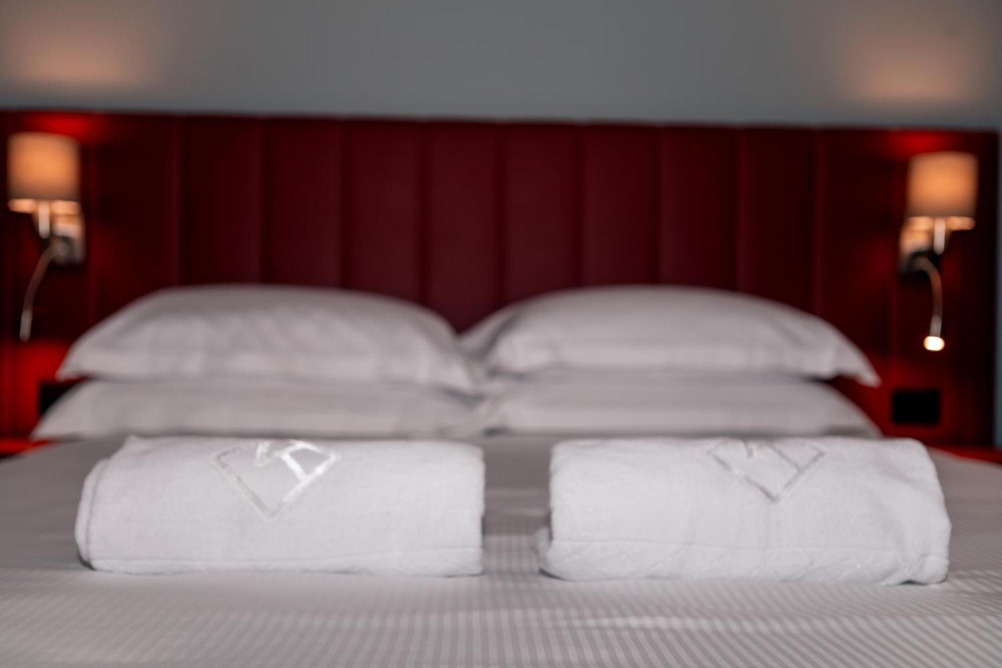 K Modern Hotel 페스키에라델가르다 외부 사진